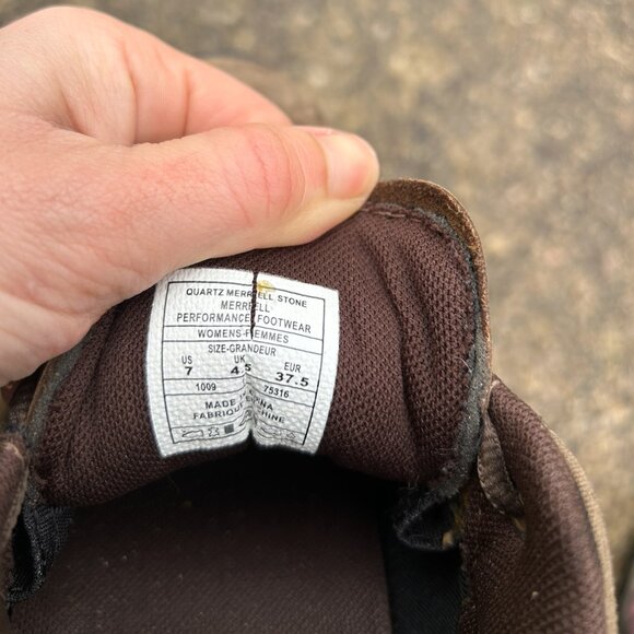 Like New Women's Merrell brown trail shoes sz 7 - Picture 4 of 5